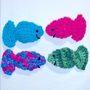Hand Crafted Crocheted Organic Catnip Yarn Toys Lot of 8 Colorful Fish Cat Toys